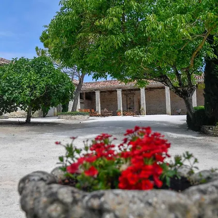 Domaine Les Gaillardoux Сasa de vacaciones Montdoumerc